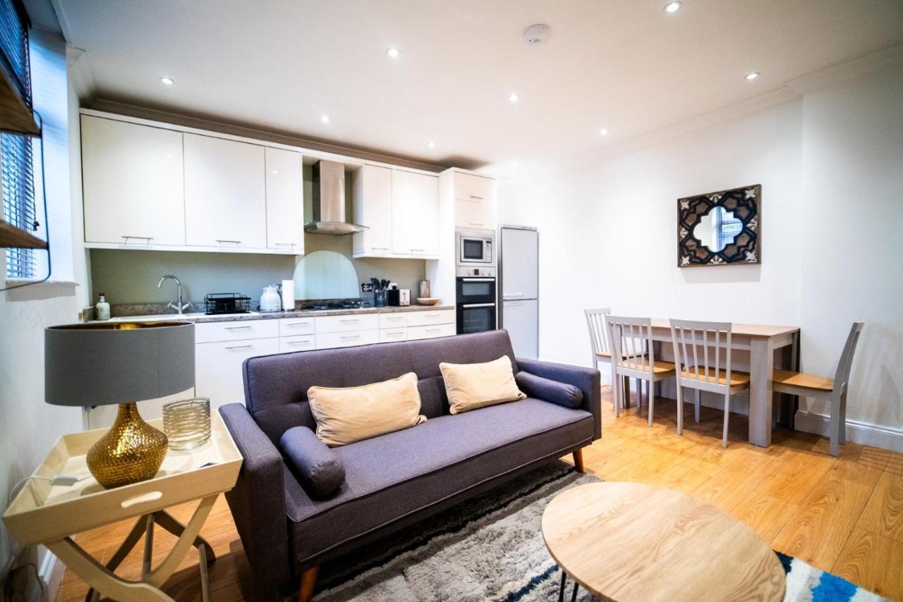 Stay With Serena Homes , One Bedroom Apartment Purley Buitenkant foto